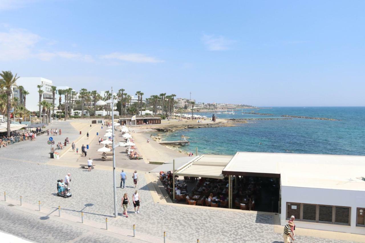 Nomasuites - Sea Studio Paphos Bagian luar foto