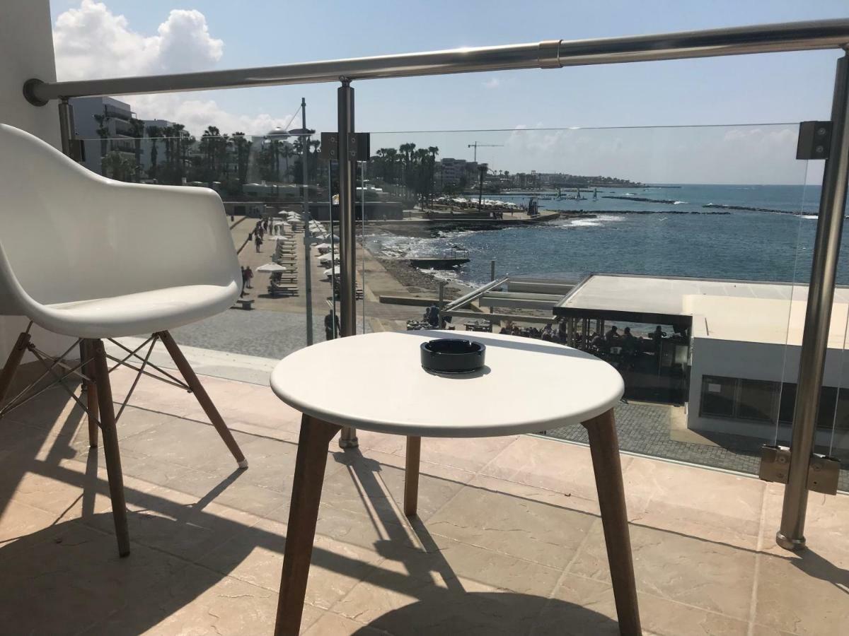Nomasuites - Sea Studio Paphos Bagian luar foto